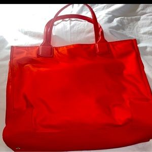 🆕listing…Tory Burch Pacakabke